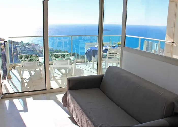High Rise On The 39th Floor With Private Terrace And Sea Views Бенидорм