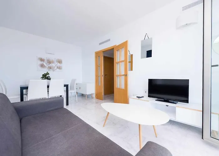 High Rise On The 39th Floor With Private Terrace And Sea Views Апартаменты